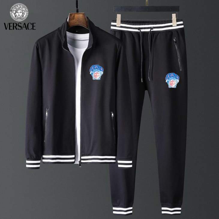 Picture of Versace Sweater Suits _SKUVersacem-3xlkdt0142812